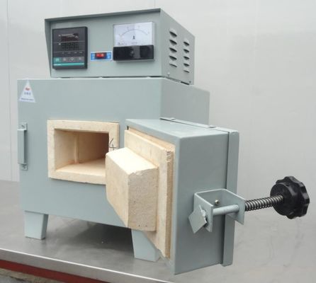1200℃ 220V Op hoge temperatuur dempen - oven met Uitstekende Stabiliteit
